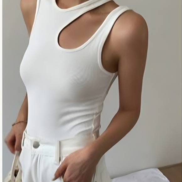 Commense Top - Picture 1 of 2